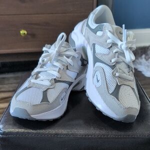 Nike White and Gray Mesh Running Sneakers